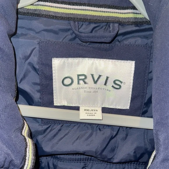 Orvis Men's Dark Blue Quilted Vest - Picture 2 of 3